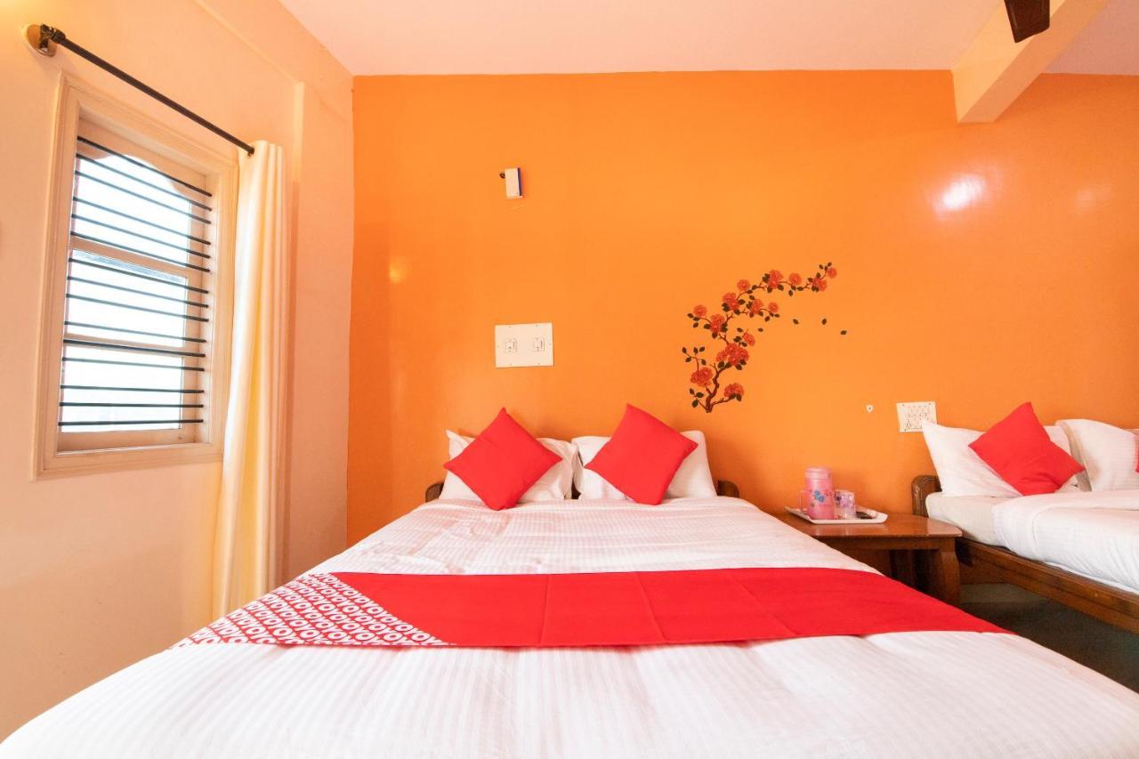 Oyo 68852 M.R Lodge Bangalore Ngoại thất bức ảnh