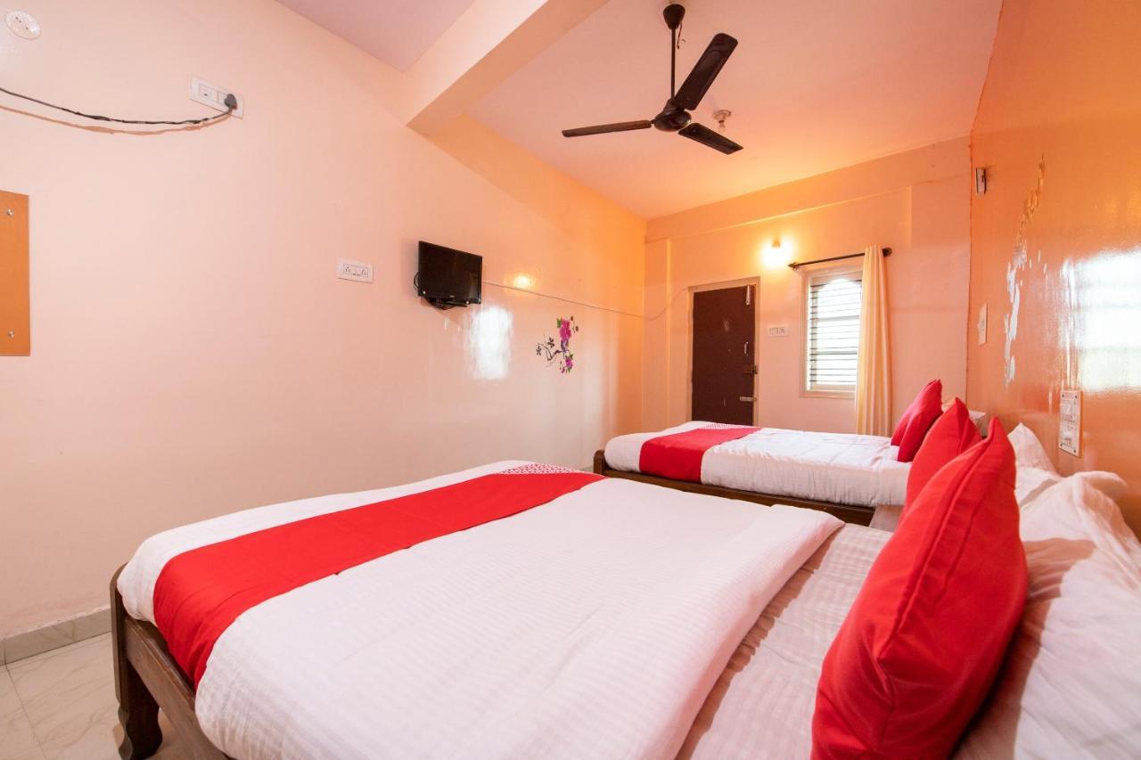 Oyo 68852 M.R Lodge Bangalore Ngoại thất bức ảnh