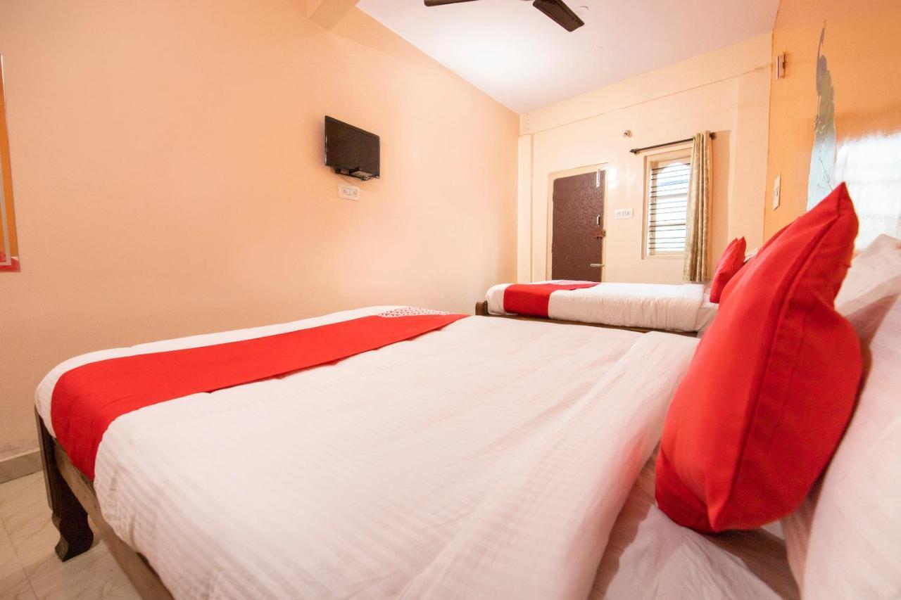 Oyo 68852 M.R Lodge Bangalore Ngoại thất bức ảnh
