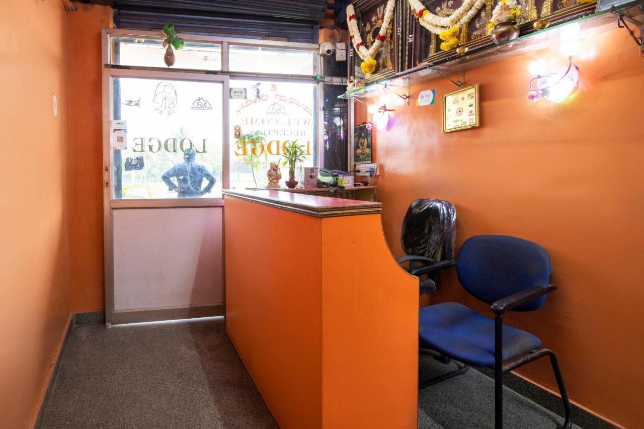 Oyo 68852 M.R Lodge Bangalore Ngoại thất bức ảnh